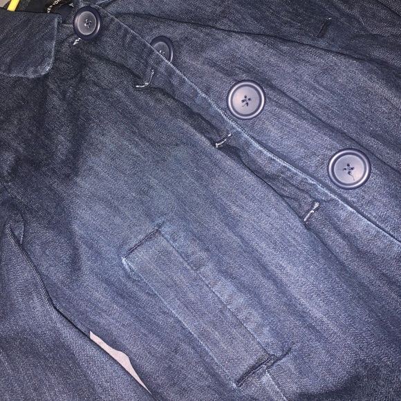 Jean Jacket - Picture 1 of 3